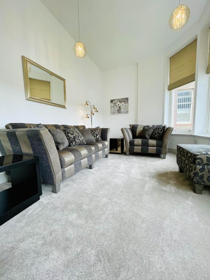 No 49 A Spacious Executive Apartment In インヴァネス エクステリア 写真